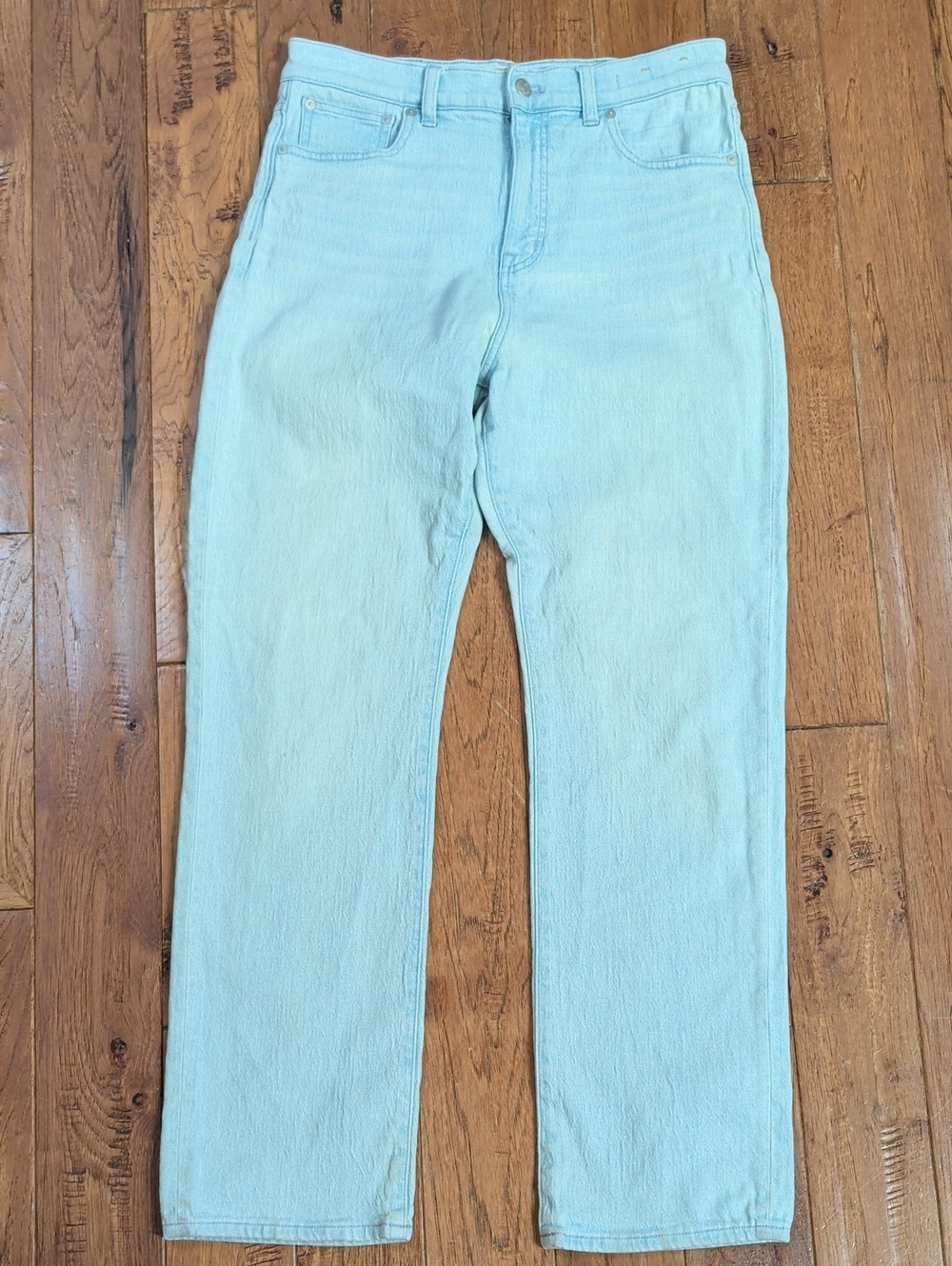 Madewell 90s Women’s High-Rise Straight Jeans in Light Wash